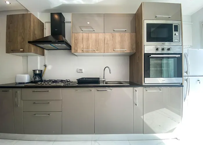 Cosy Apartment In La Marsa - 2 Bed 1 Bath
